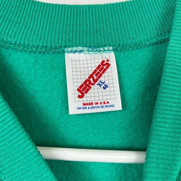 Vintage Porky Loop Stitch Patch Crewneck Sweatshirt Women XL US Made Looney Tune - Picture 6 of 8